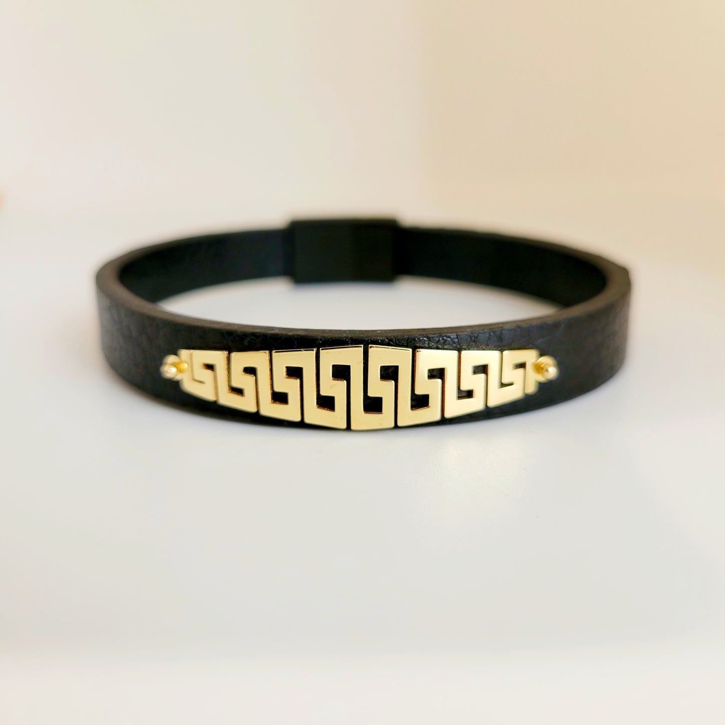 18k gold and leather men bracelet