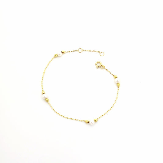 14k Yellow Gold Bracelet with Pearl
