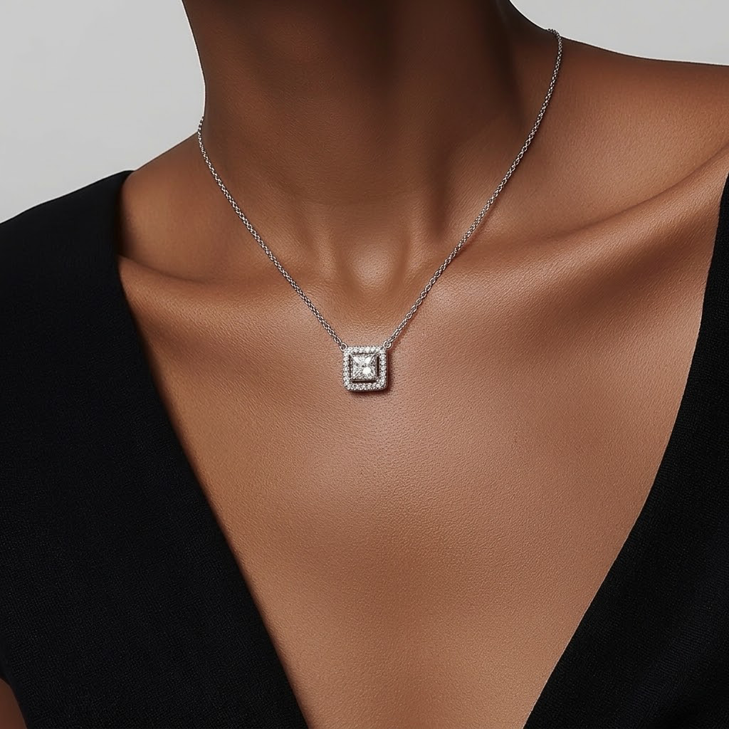 Diamond pendant