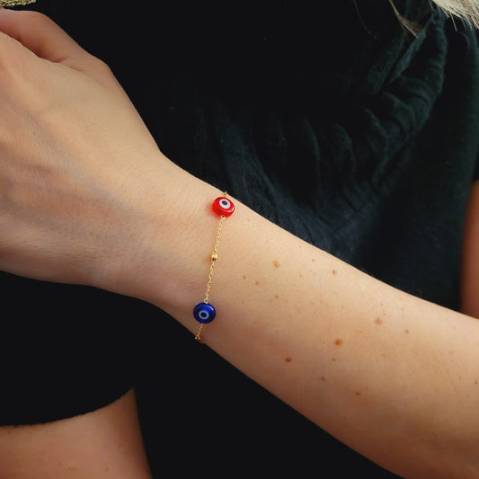 14k Yellow Gold Bracelet with Eyes Stones